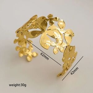 Source Unknown Gold Floral Cutout Cuff Bracelet